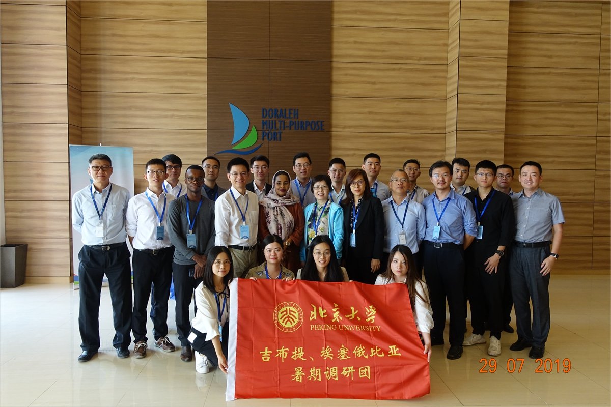 acf70237098648fa9768c443412db230.jpg 研究生院 对照阅读